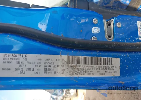 2019 Jeep Compass Limited 4X4 z USA, uszkodzony, nr VIN 3C4NJDCBXKT842440